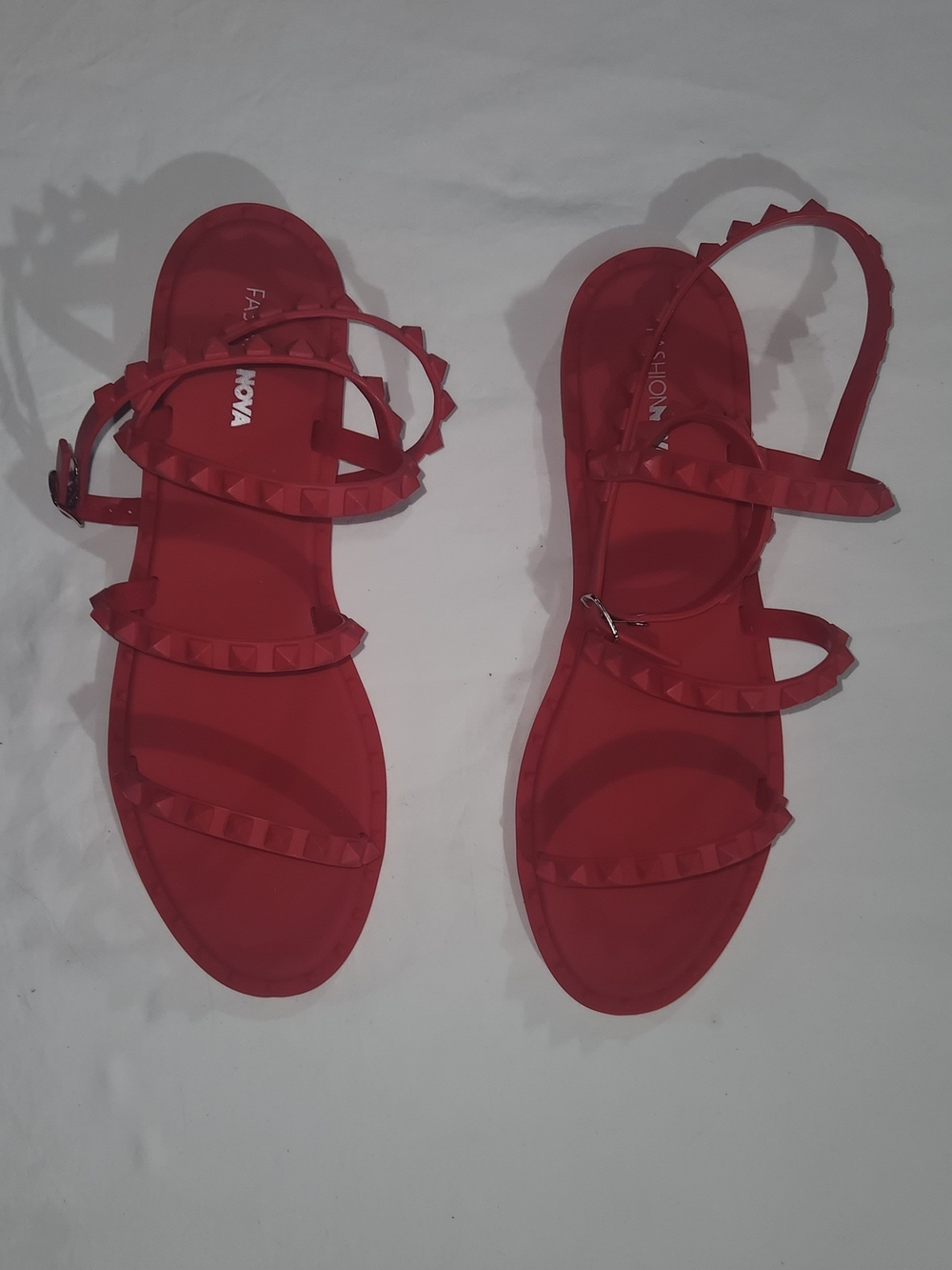 Women's Red Stud-Trim Strappy Sandals - Fashion Nova Size 10